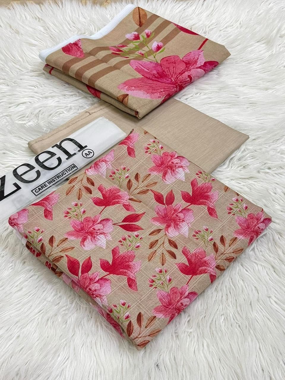 Zeen Lawn