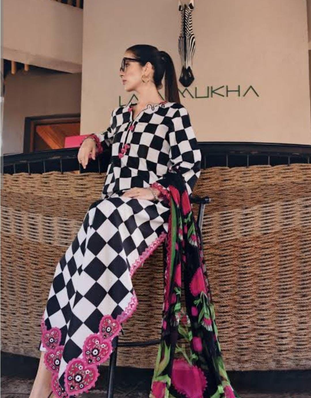 Zeen Lawn Suit