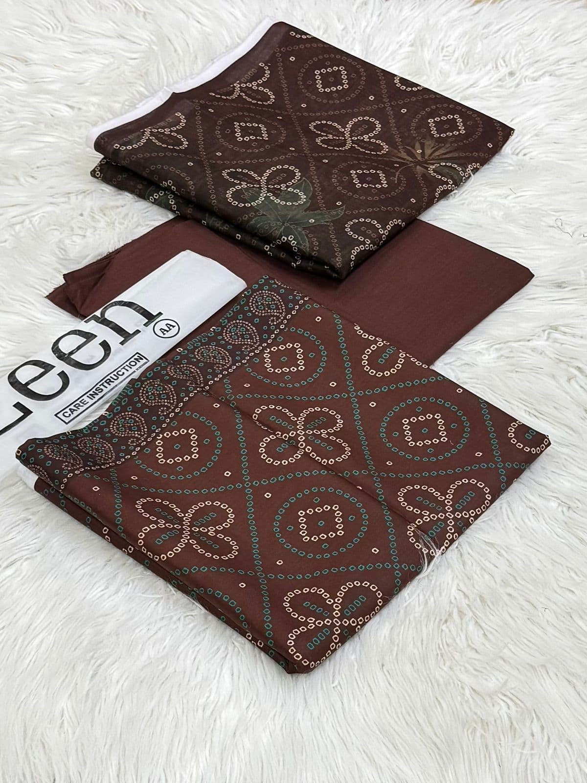 Zeen Lawn Suit