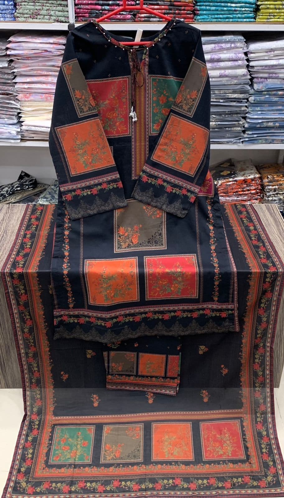 Laan Embroidered Lawn Suit