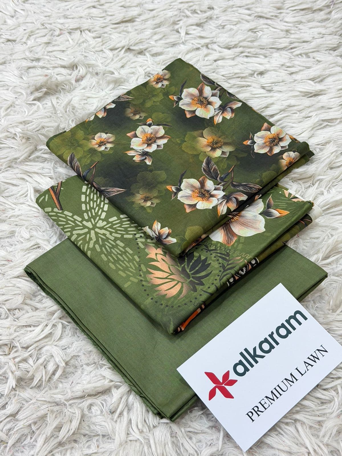 Alkaram Lawn