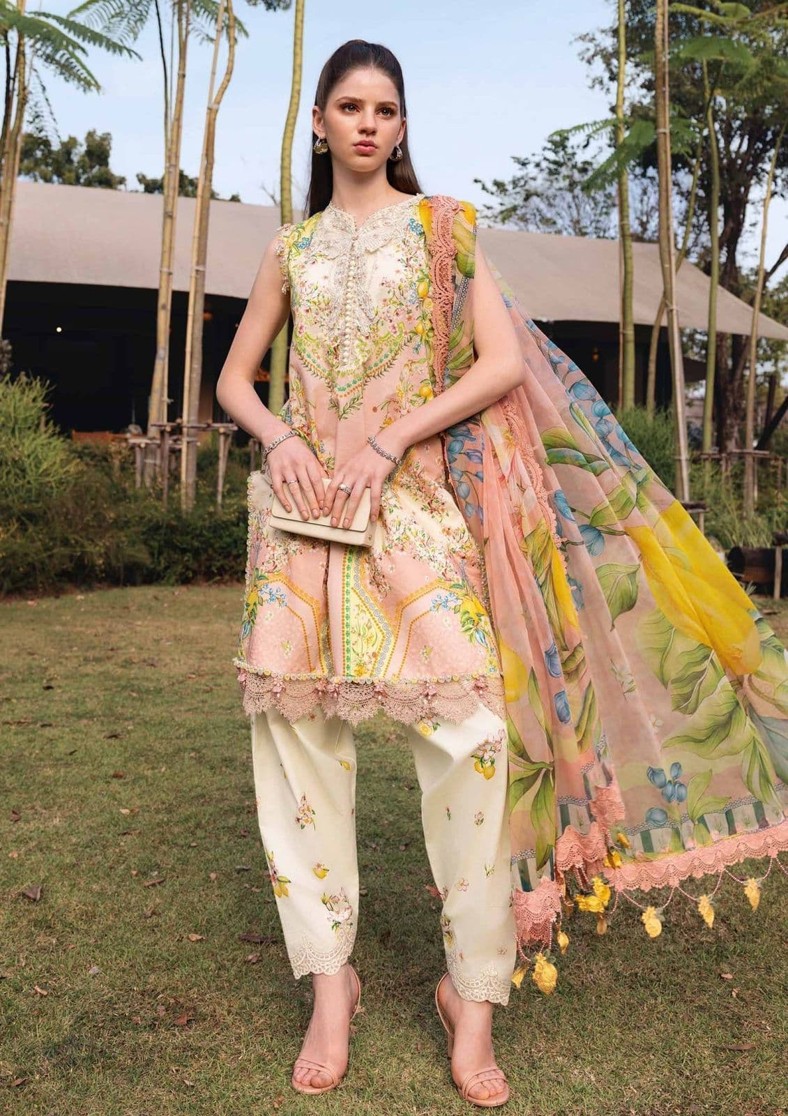 Saya Lawn