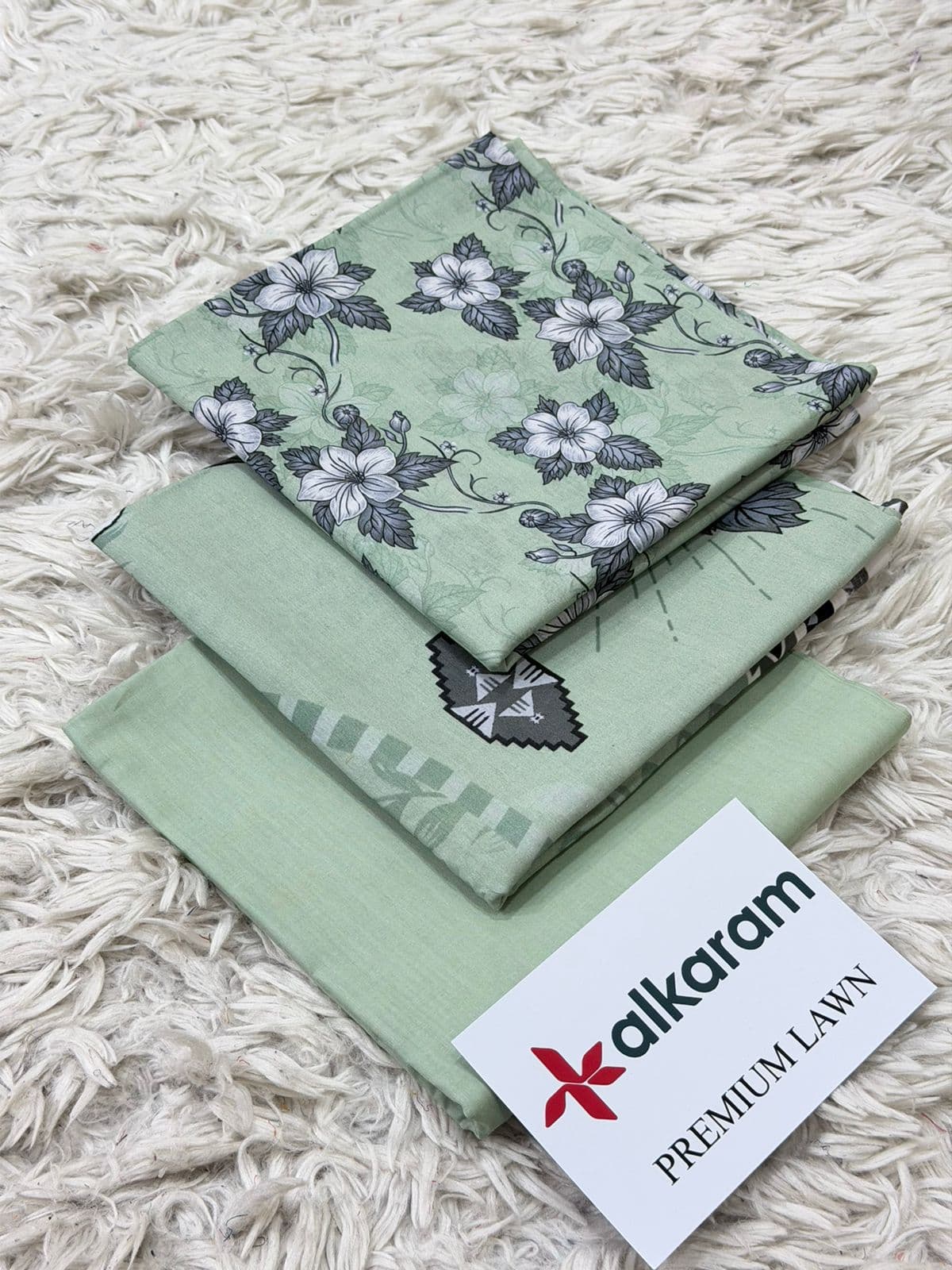 Alkaram Lawn