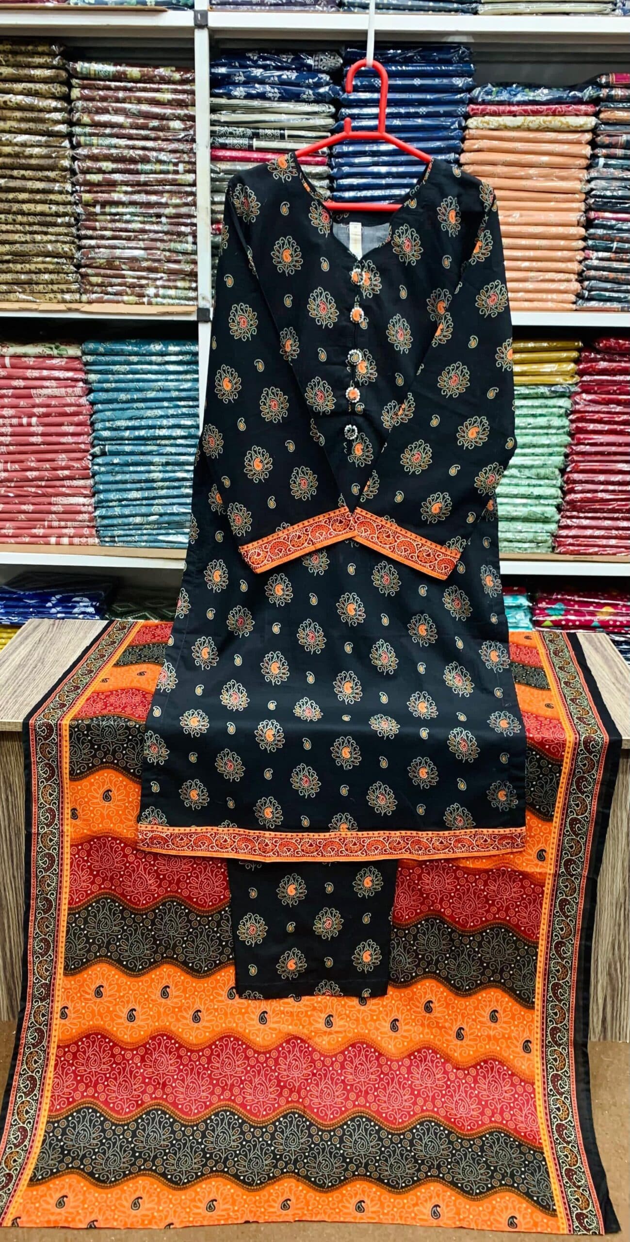 IZNIK Embroidered Lawn image 1